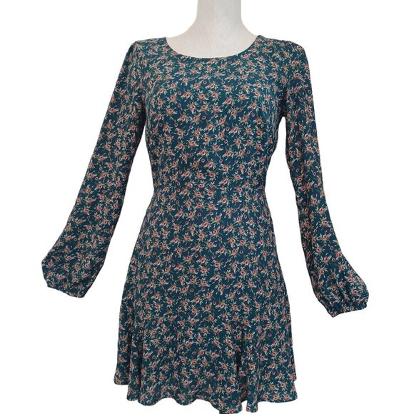 Mi Ami Dresses & Skirts - Mi Ami Dress Green Ditsy Floral Print Fit n Flare Womens size Small